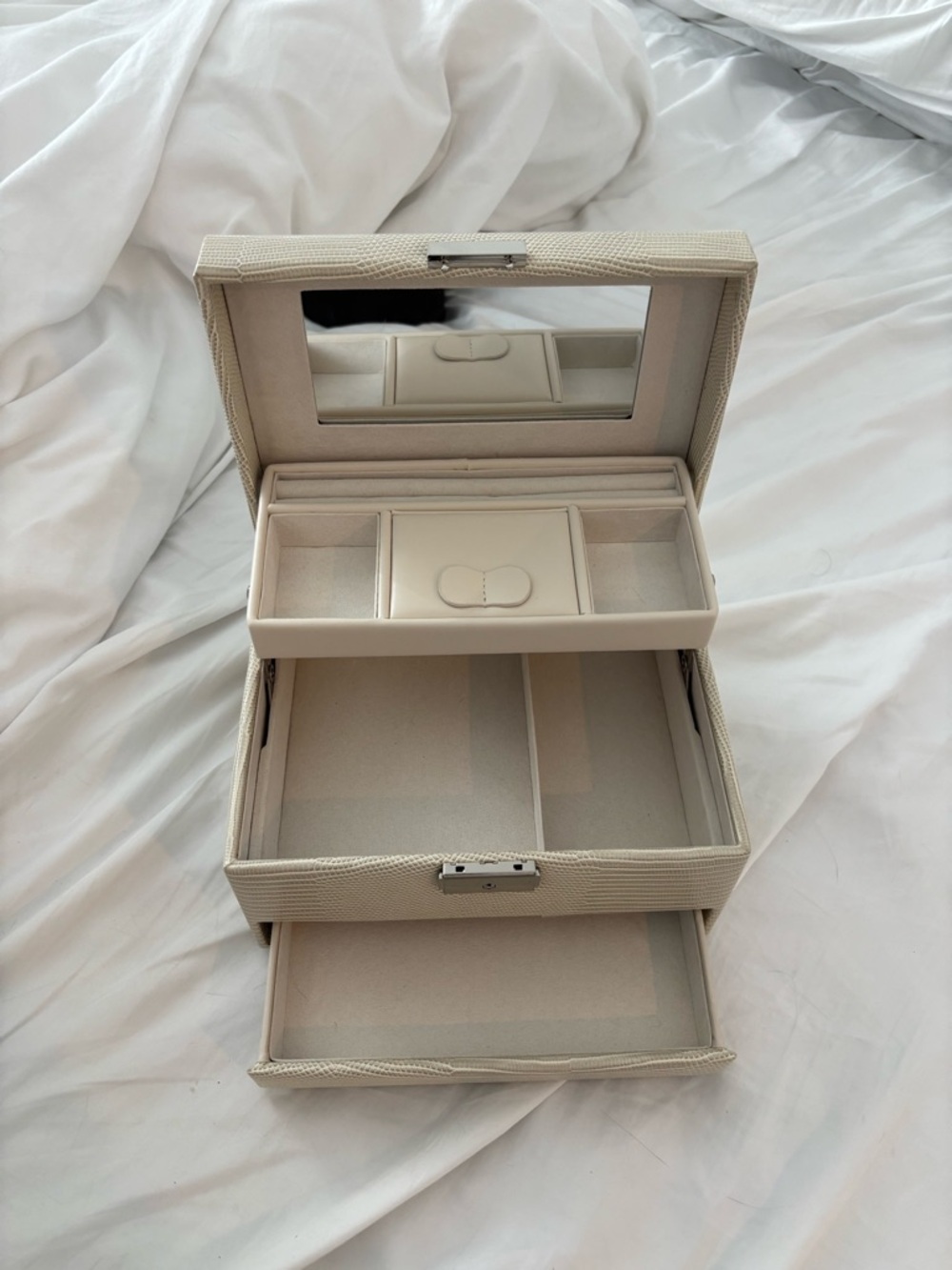 Beige Jewelry Organizer Box with Mirror